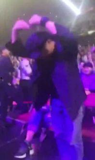 娱乐吃瓜酱演唱会视频,娱乐吃瓜酱演唱会精彩瞬间大盘点